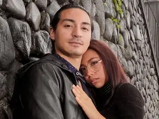 AdamAndSara webcam pics naked