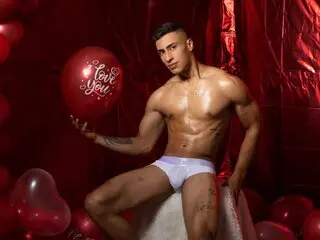 AdrianRaee free porn cam