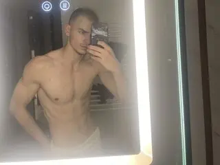 AdrianYours livejasmine hd webcam