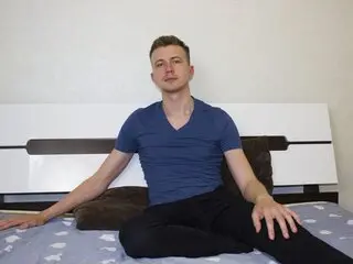 AlexWaits online jasminlive live