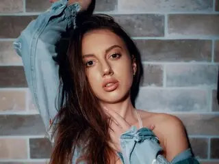 AlexaDecavali show livejasmin shows