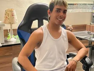 AndyCastillo livejasmin cam livejasmine