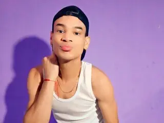 AnthonyPadron show shows live