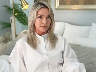 AvreliaFox ass recorded live