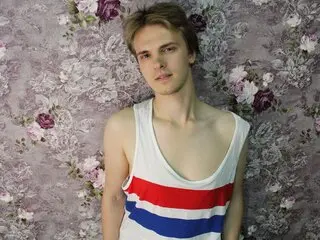 BrandonGenius camshow pics ass