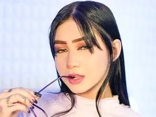 EmilyDelavega free webcam camshow