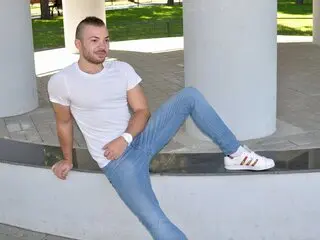 EricStrongLover camshow private livejasmin.com