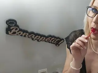 evacook shows free cam