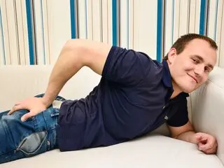 HotMusclGuy toy ass jasmin