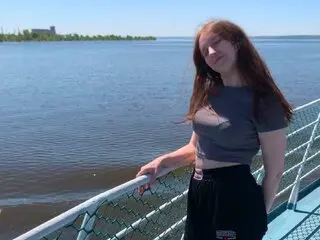 IdaWadse live shows nude