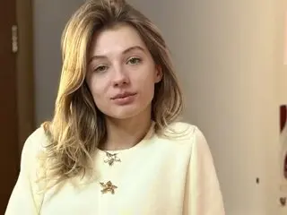 IllaLafleche pics webcam nude