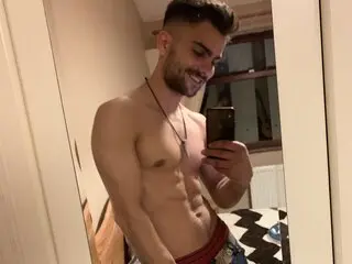 JohnnyRamirez shows private private