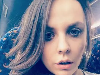 JuliaNewton webcam hd pics