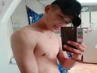 KamiloSanchez real video show