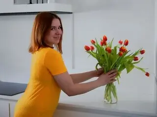 LaylaDevis shows recorded naked