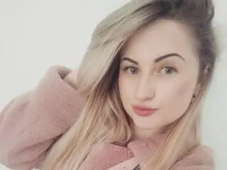 LeaSher shows live private