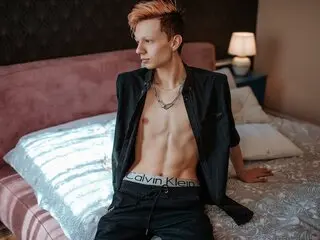 LiamTom livesex webcam livejasmine