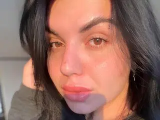 LinnaPeach online nude livejasmin
