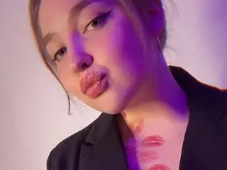 LisaReeves online live recorded