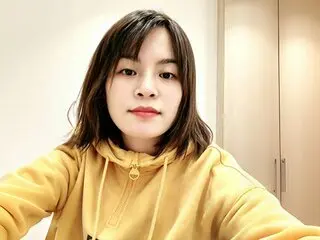 LunaMeiLi recorded jasmine video