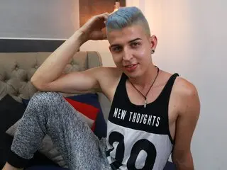 MaxMighty camshow real video
