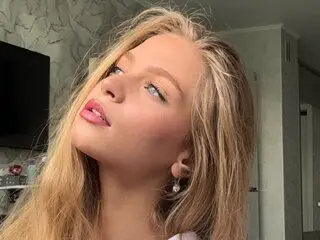 Miilli webcam pics anal