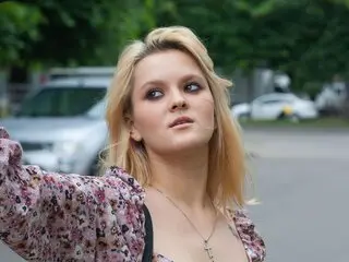 MilineLyna webcam jasminlive private