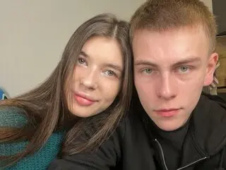 MolyDaniel online ass camshow