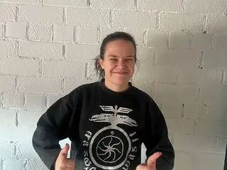 MyrnaBeem hd ass show