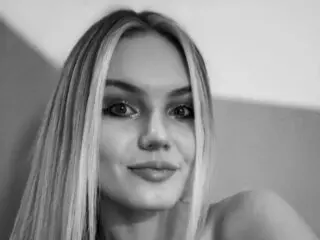 NixieRaven livejasmin shows livejasmin