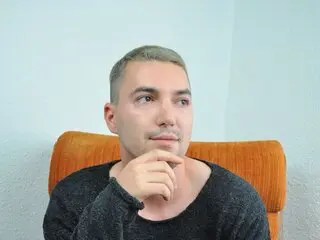 Onebird hd shows webcam