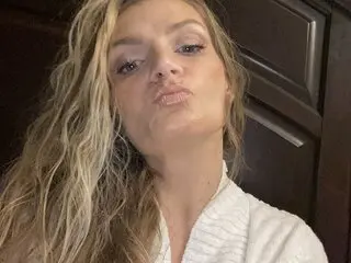 RaelynnEmbrey free show ass