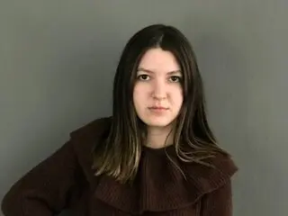 RandiEsser shows shows lj
