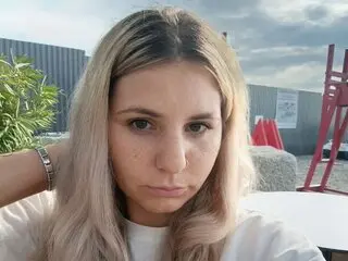 SaraGeorge live anal nude