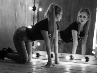 SashaNiceee private webcam jasmin