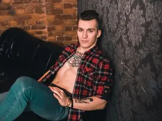 TaylorTHunk shows live real