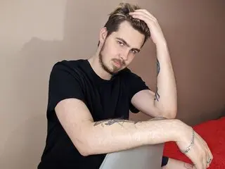 ThomasParsons private camshow toy