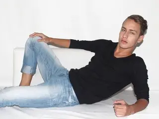 TYLERXBOYXD webcam livejasmin.com naked