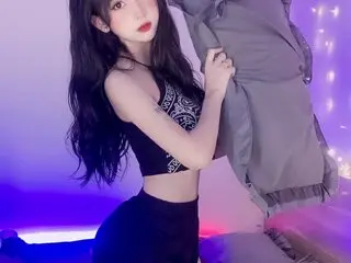 VioletTrinh toy webcam livejasmin